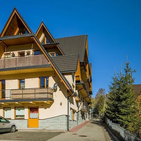 Przytulny Apartament w Zielonej Okolicy z Widokiem na Góry By Noclegi Renters-3