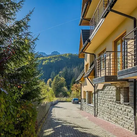 Przytulny Apartament w Zielonej Okolicy z Widokiem na Góry By Noclegi Renters-2